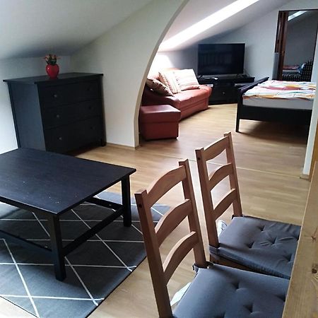 Loft Apartman Aparthotel Sárvár Екстериор снимка