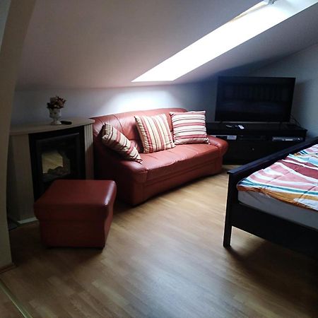 Loft Apartman Aparthotel Sárvár Екстериор снимка