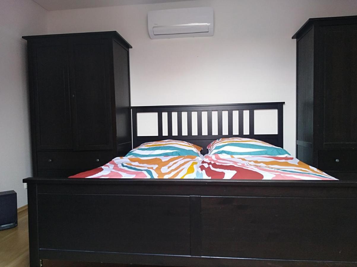 Loft Apartman Aparthotel Sárvár Екстериор снимка