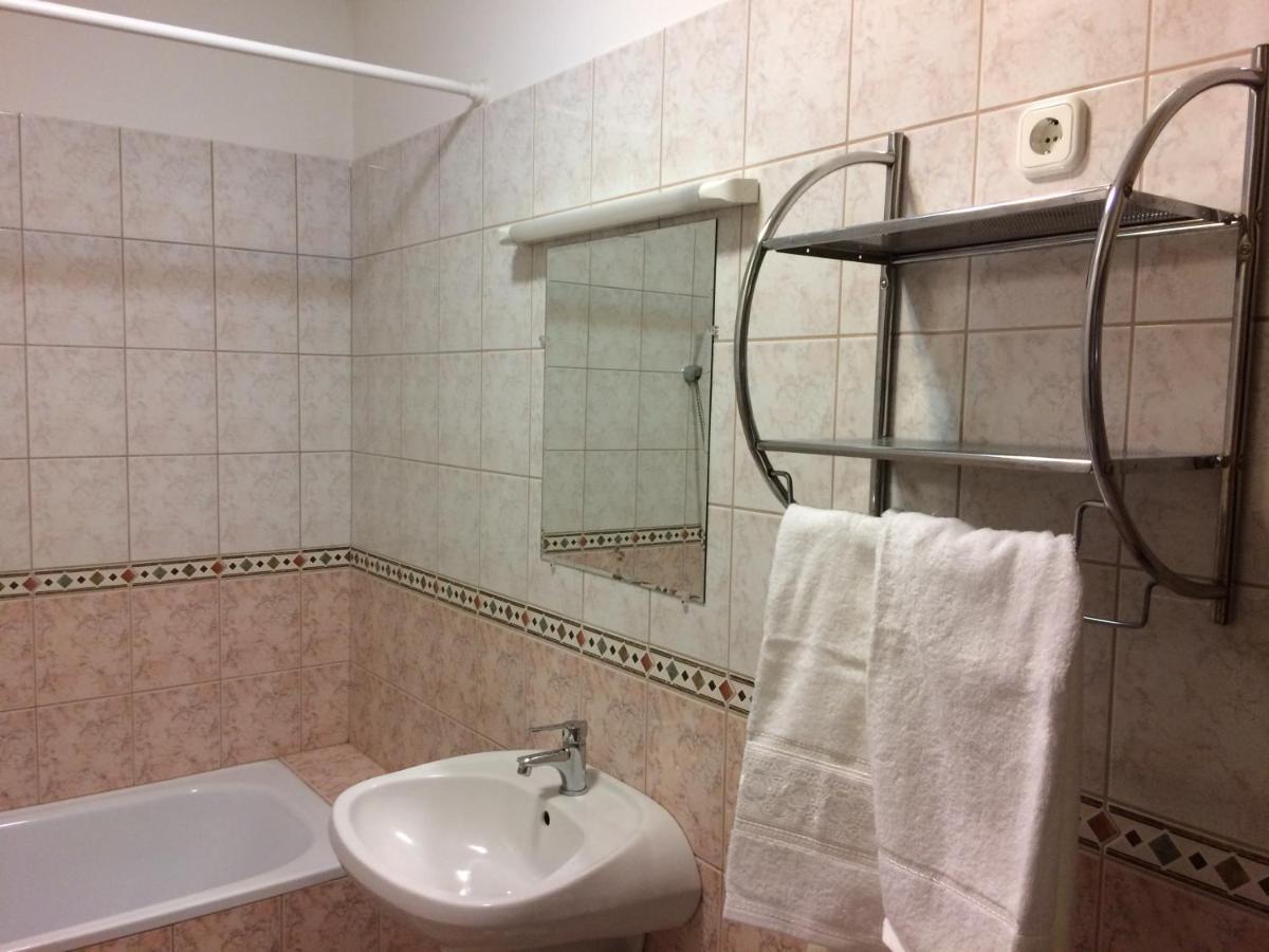 Loft Apartman Aparthotel Sárvár Екстериор снимка